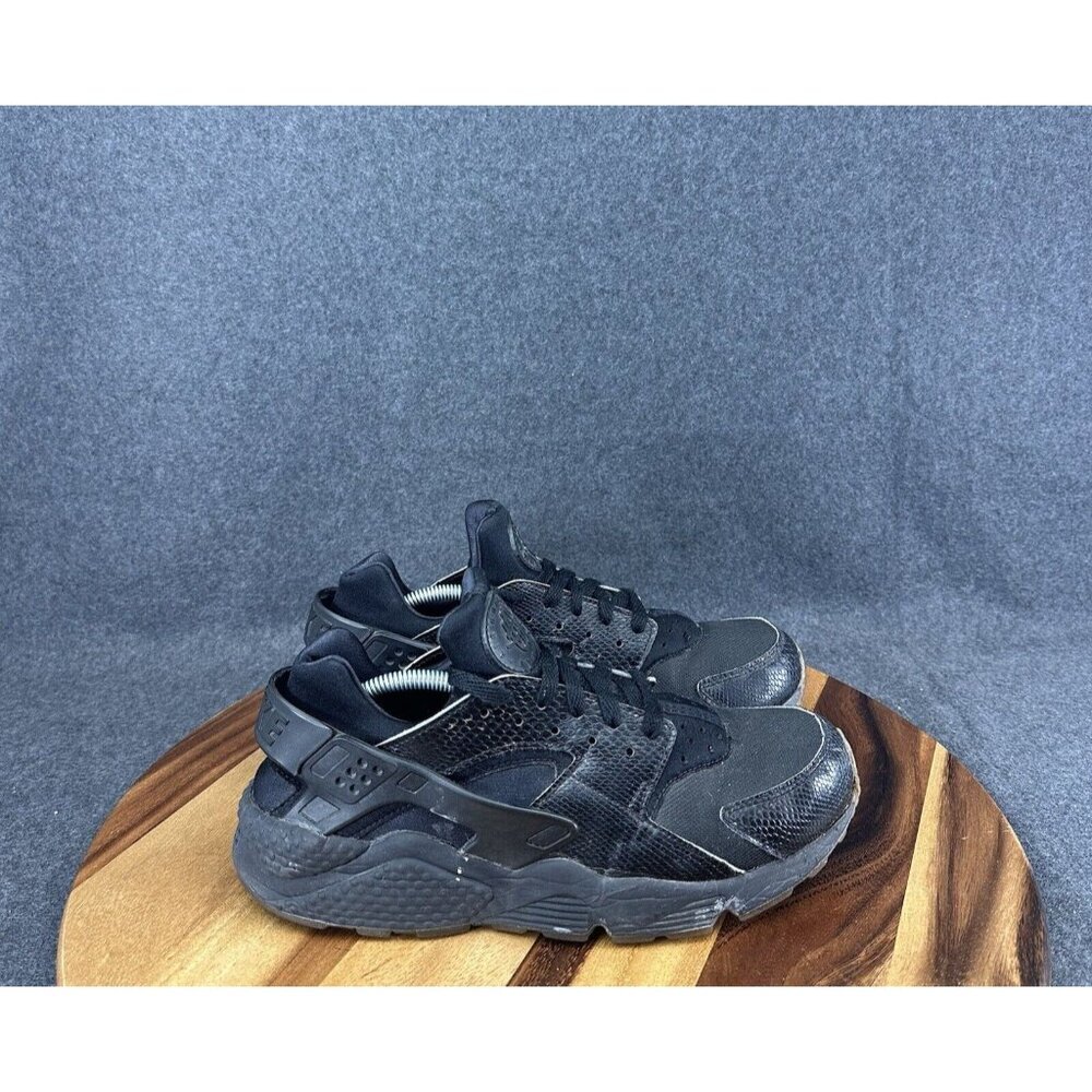 Nike Men's Air Huarach Run Black Elemental Gold Gum Sole 318429-052 Size 9.5